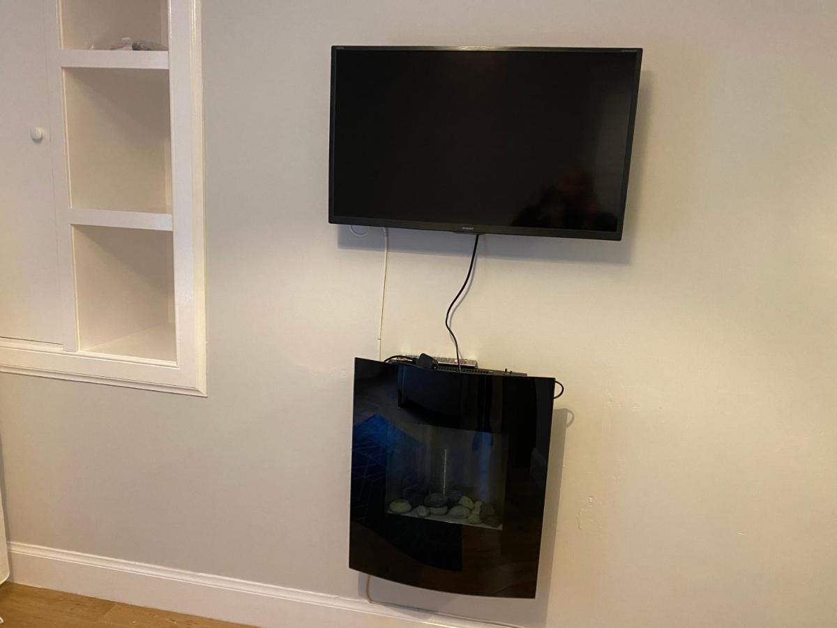 105 Nelson Str Ground Right Lejlighed Largs Eksteriør billede